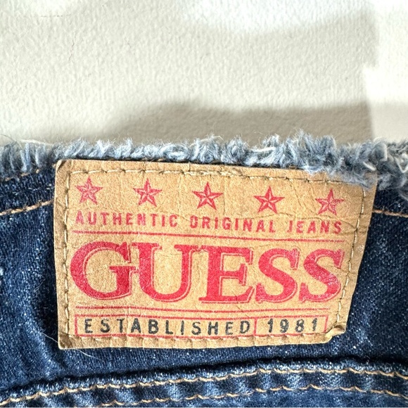 Guess Vintage 90’s Y2K Frayed Seam Denim Skirt - Picture 8 of 8